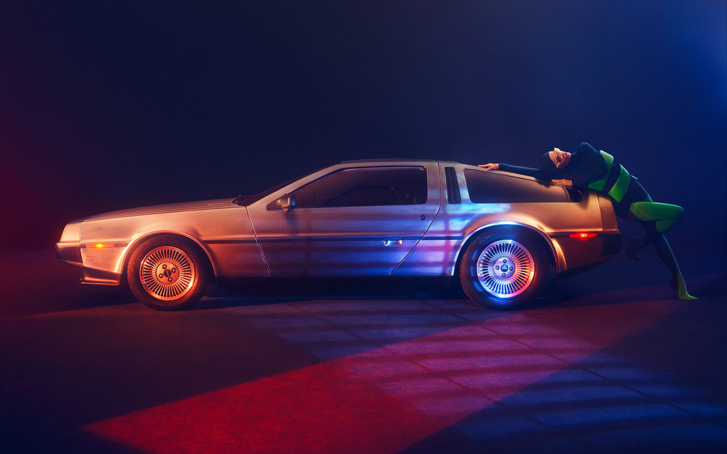 Seitenschuss des Delorian DMC